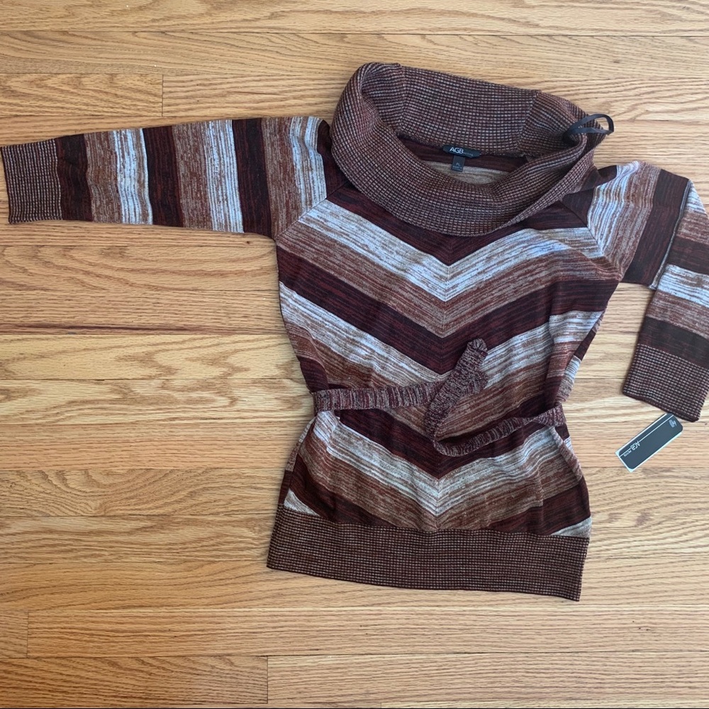 AGB petite sweater